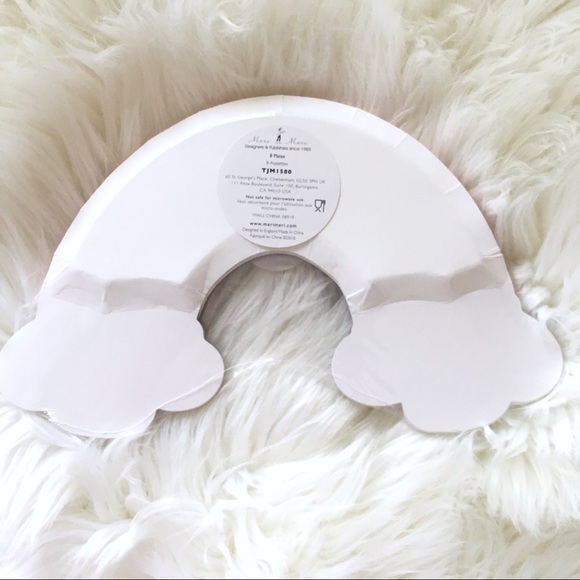 Meri Meri Rainbow Paper Plates 8 pack - Picture 2 of 3